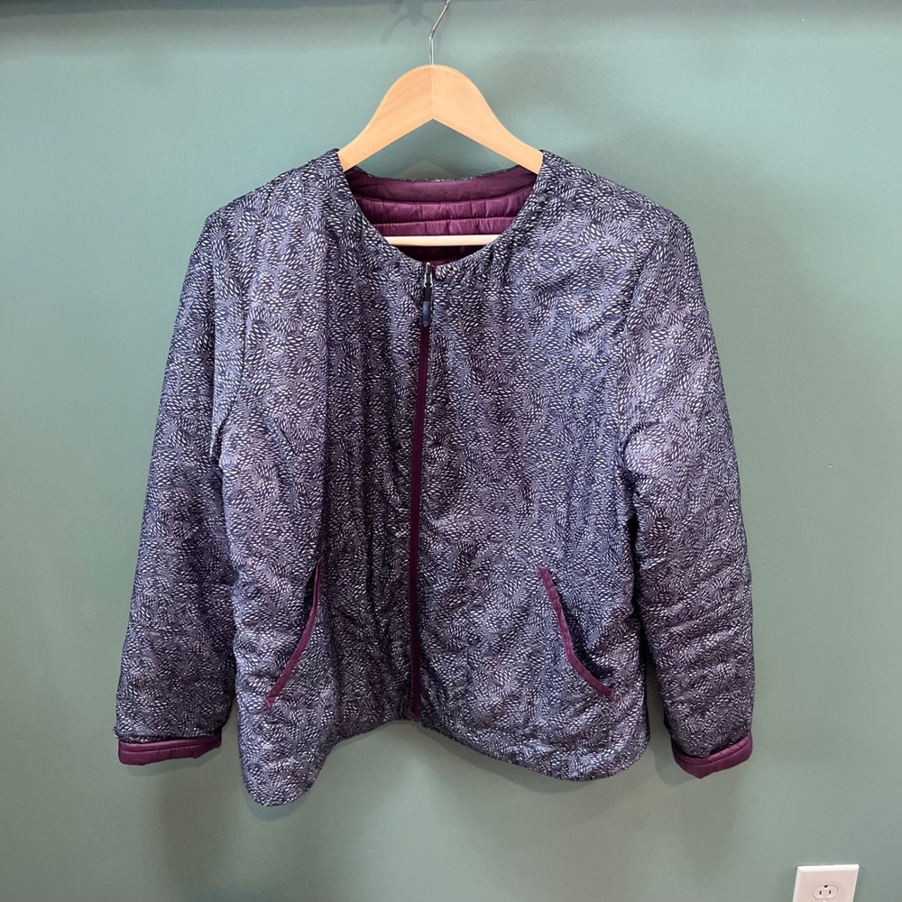 Orvis Reversible Puffer Jacket Womens Size L Feather Print Burgundy Quilted Zip